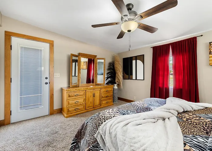Zebra Ranch 16-guest Compound Mtn Vuspapkl Bal Villa