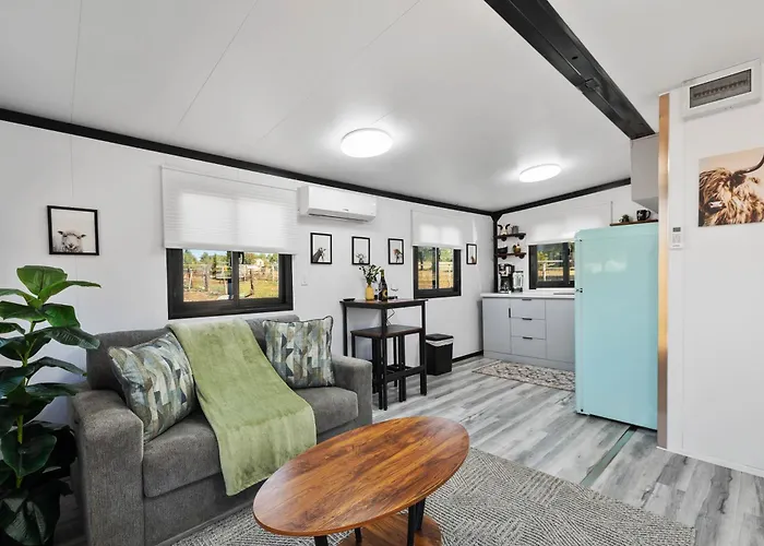 Zebra Ranch 16-guest Compound Mtn Vuspapkl Bal Villa Prescott